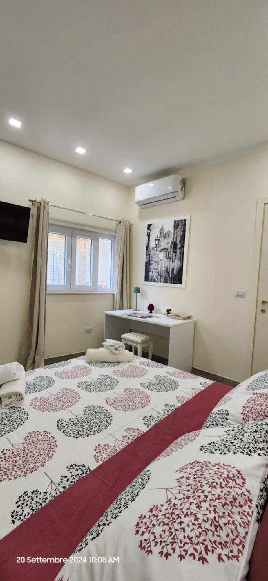 Casa Francesca Hotel Калтаджироне Екстериор снимка