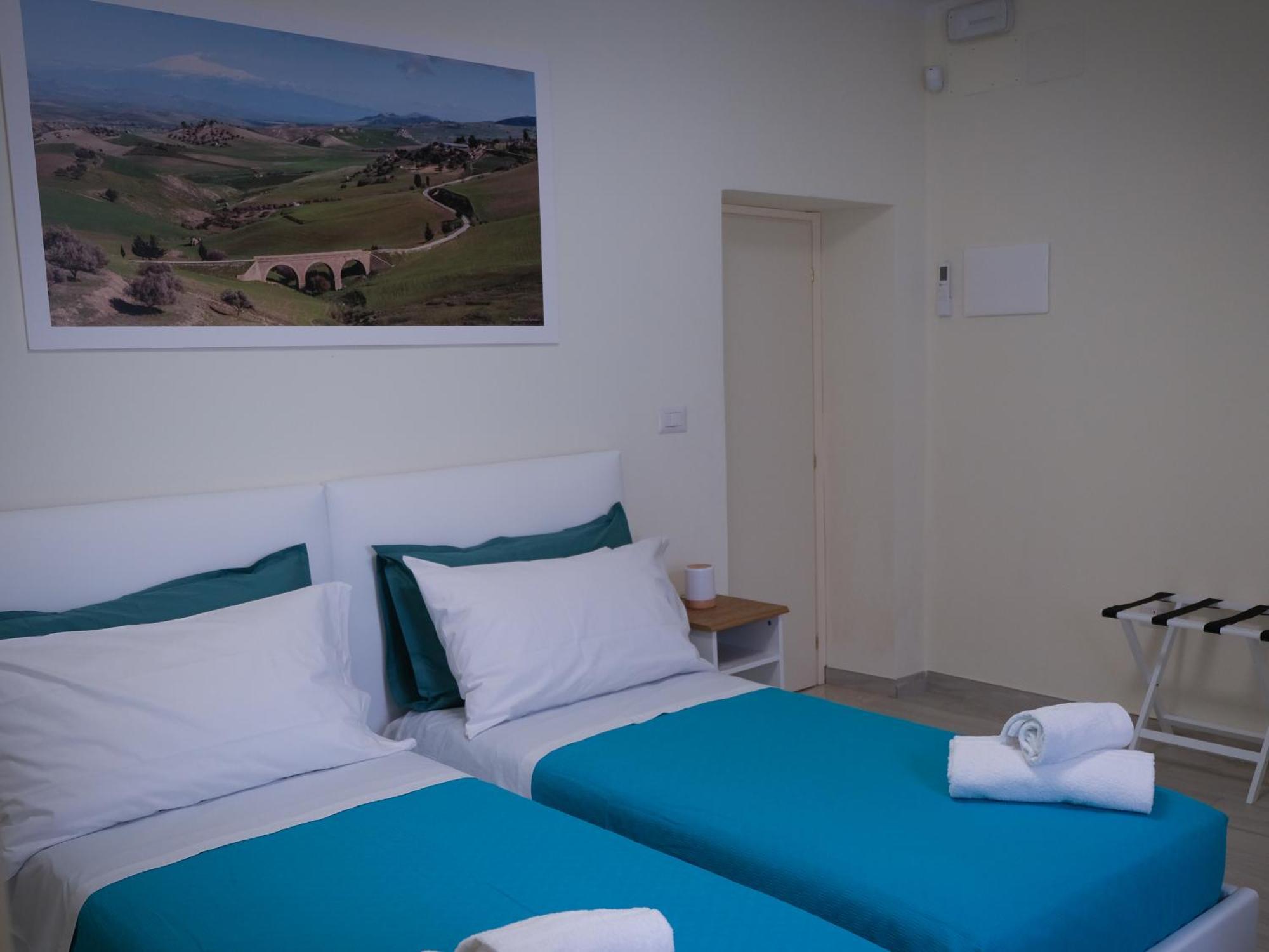 Casa Francesca Hotel Калтаджироне Екстериор снимка